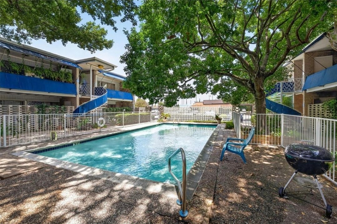 Houston Condo: 3271 Sul Ross St