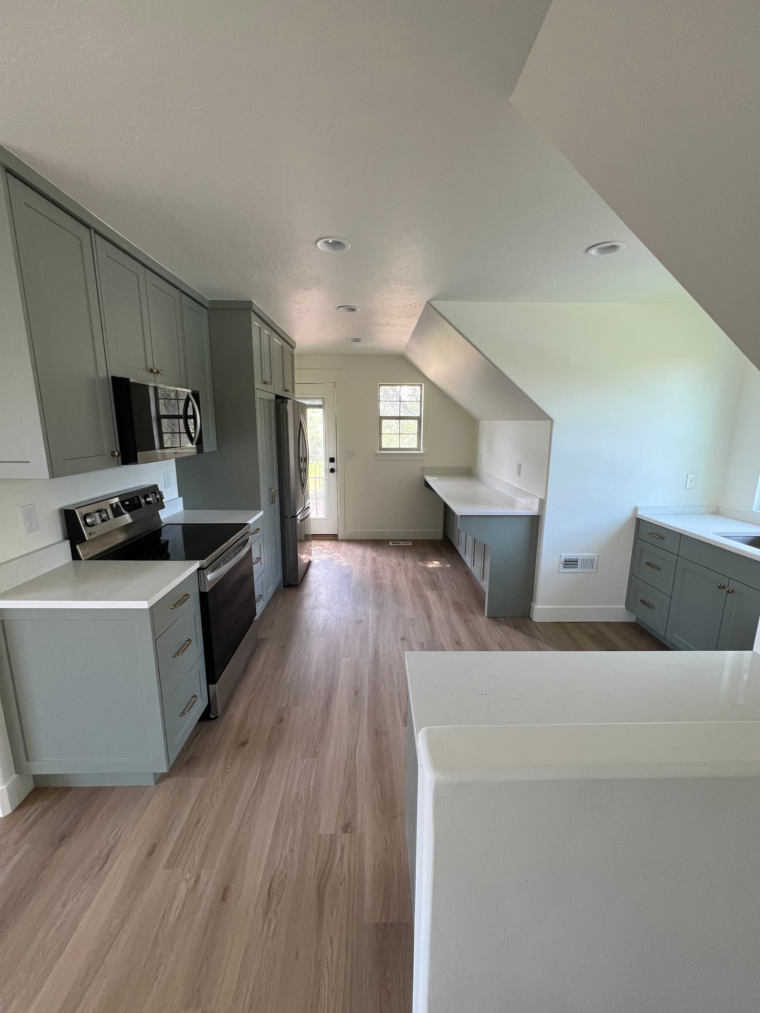 Bluffdale Apartment: 2483 W 15000 S