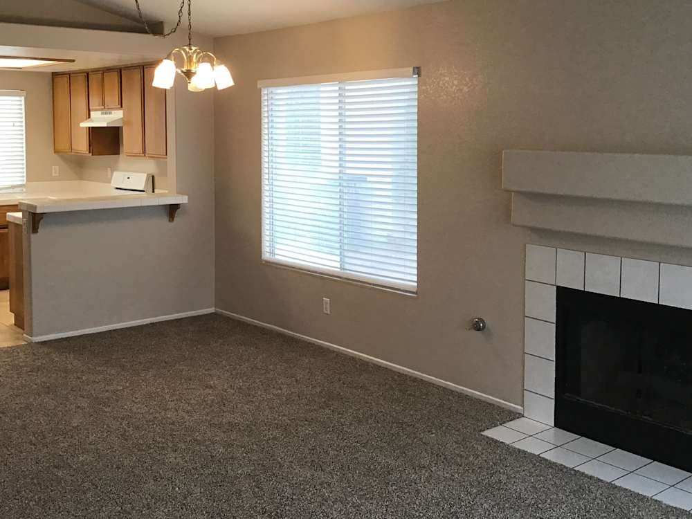 Las Vegas House: 1935 Bookbinder Dr
