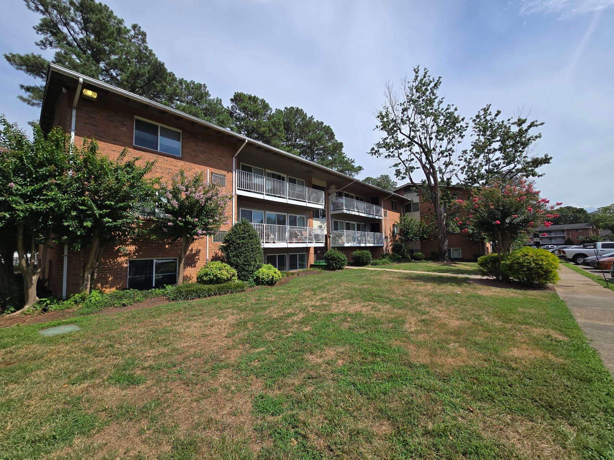 Richmond Apartment: 5606 Crenshaw Rd