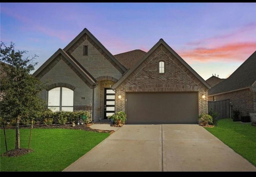 New Caney House: 23626 Sage Villa Dr