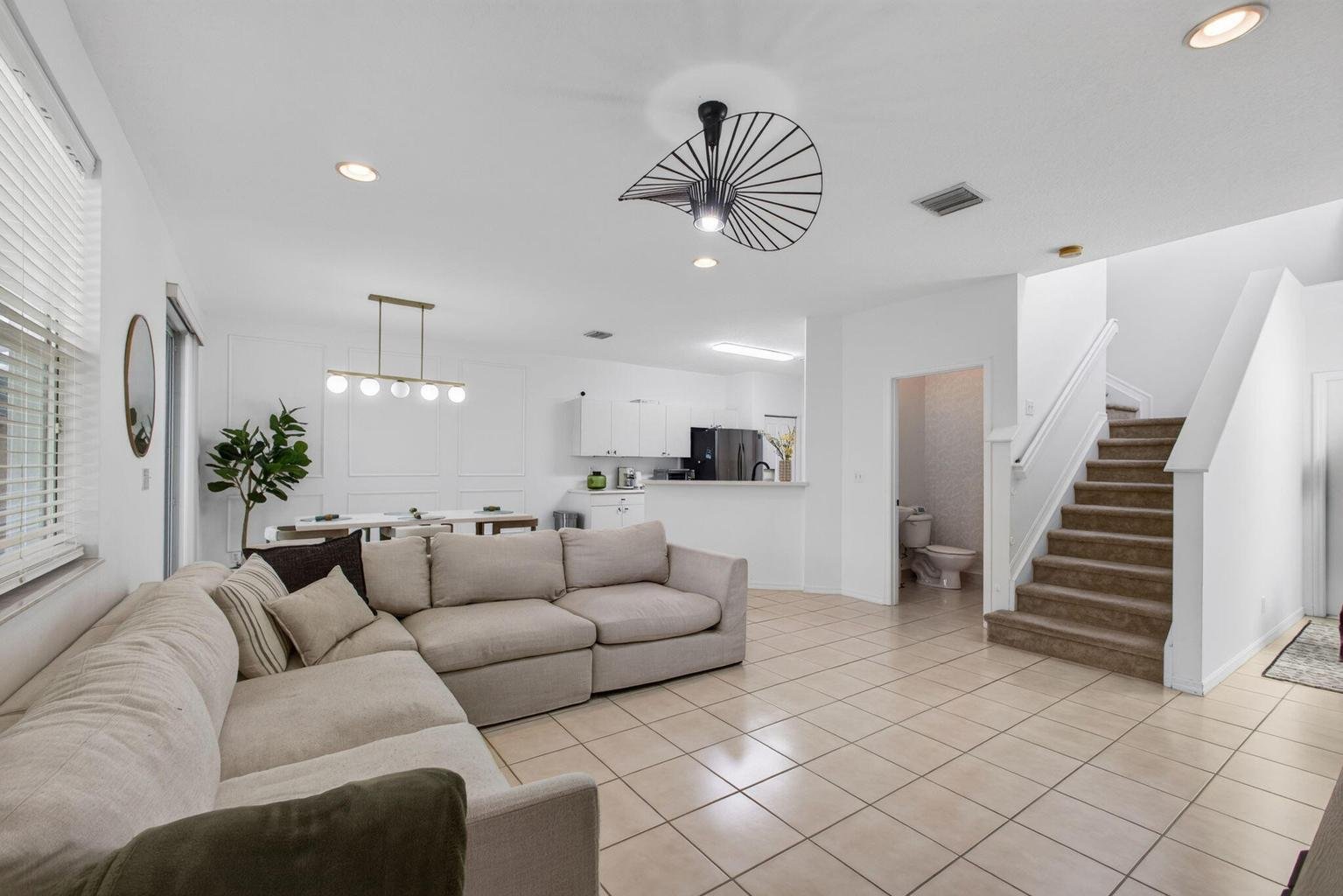 Palm Beach Gardens Townhome: 9181 VILLA PALMA Lane