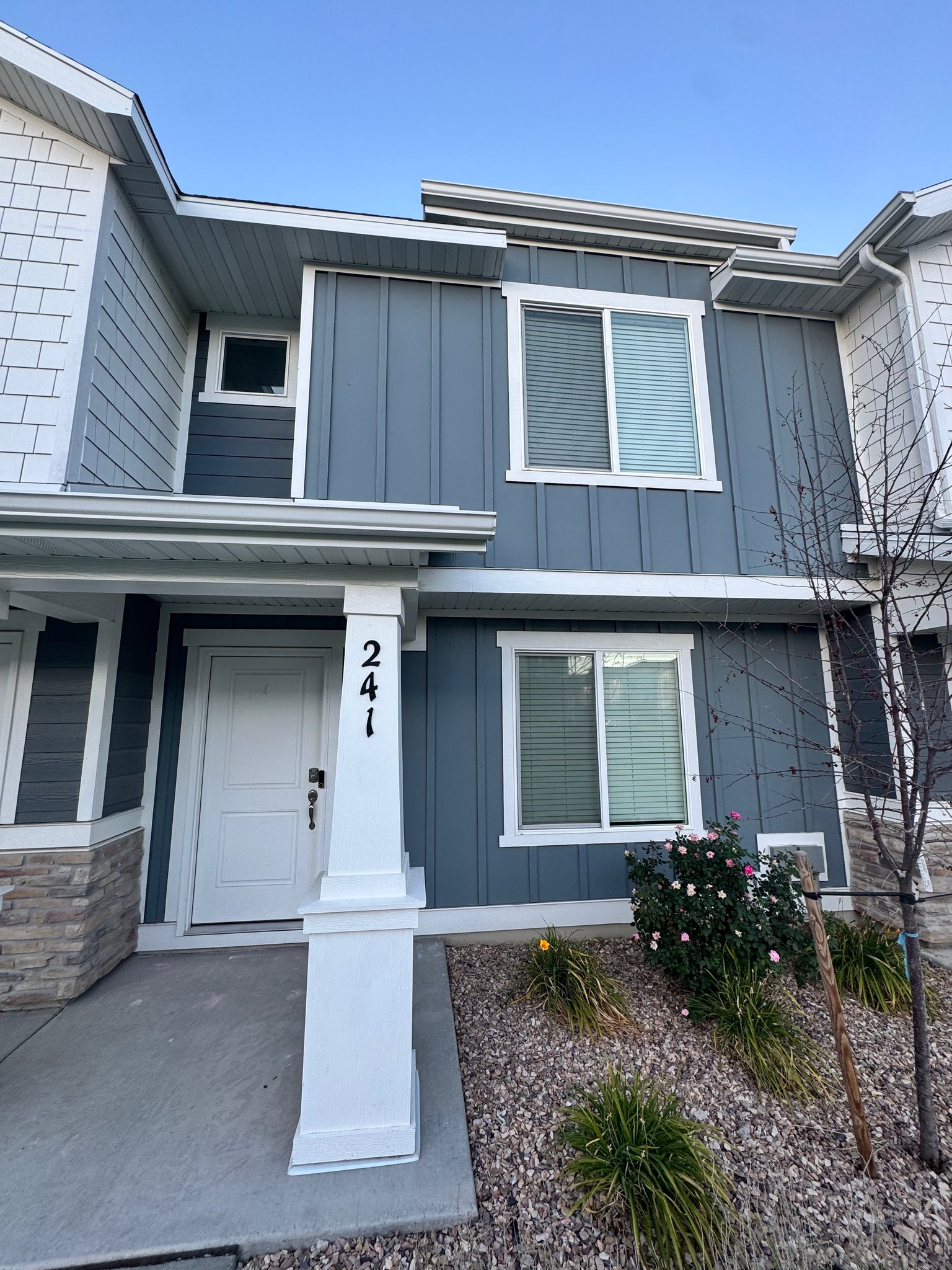 Saratoga Springs Townhome: 241 N Portside Ln