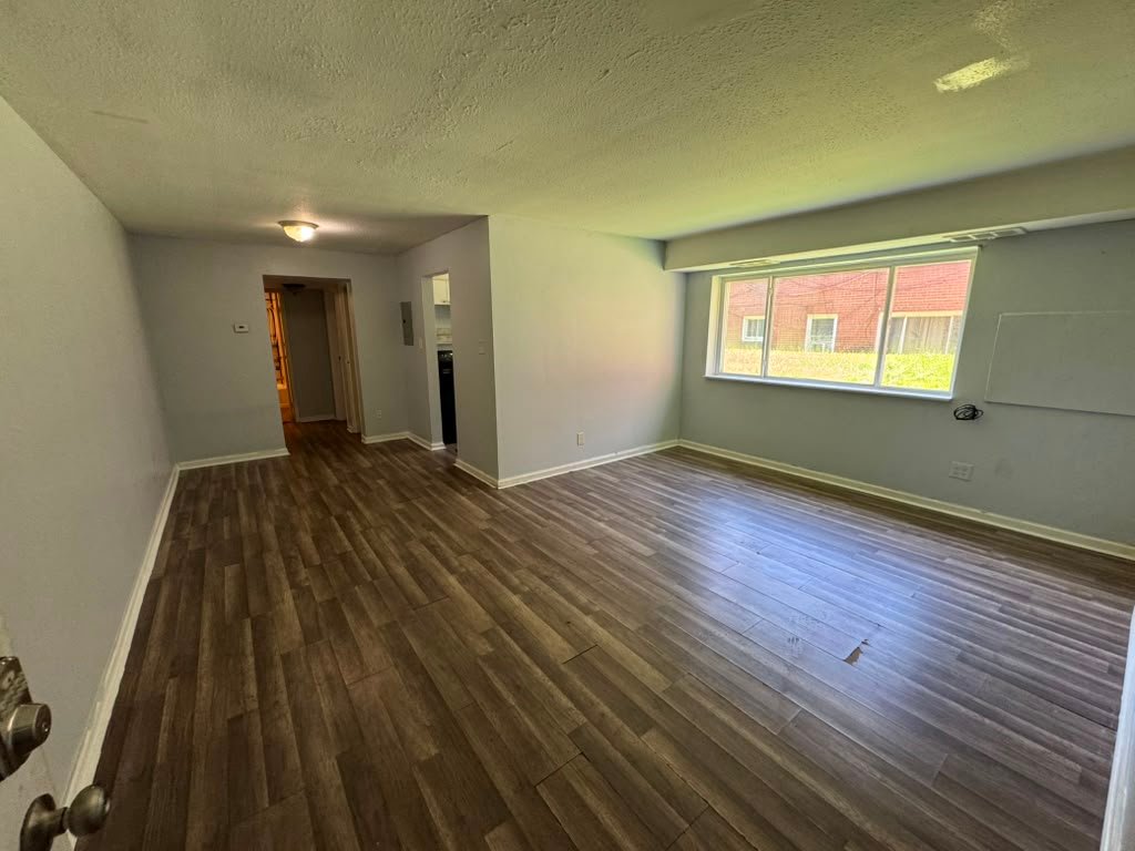 East Cleveland Apartment: 13965 Superior Road
