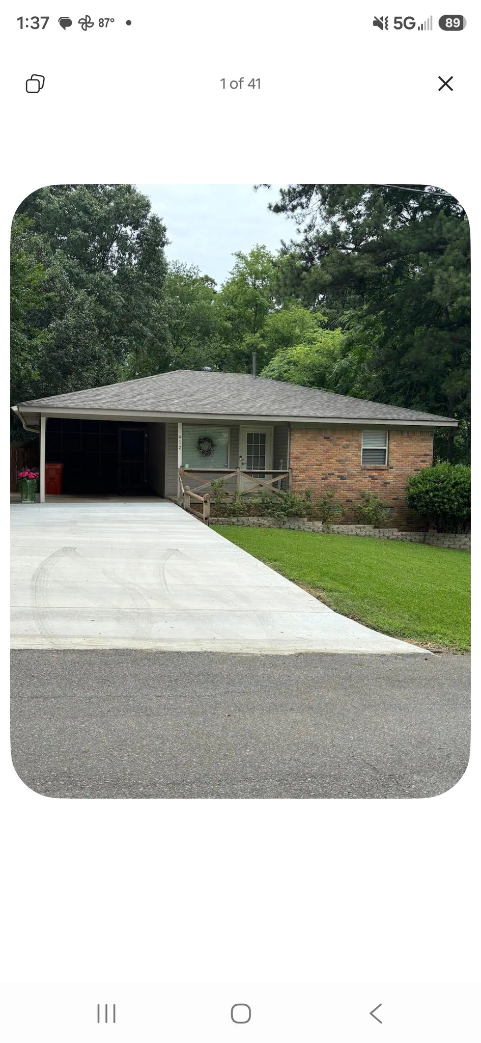 Benton House: 912 Sherris Ln