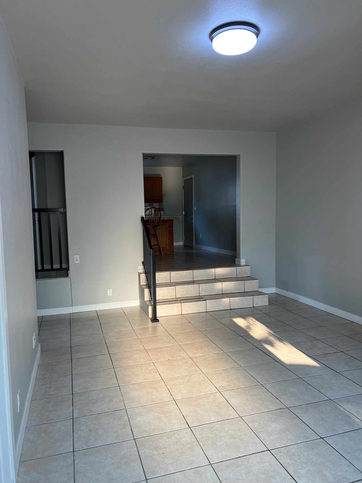 College Place House: 821 SW Bade Ave