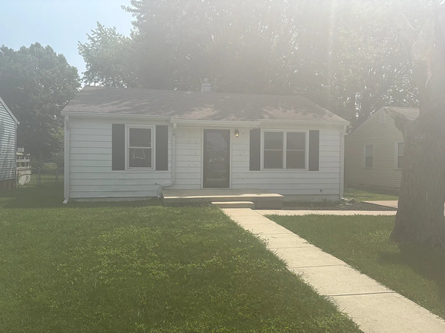Bargersville House: 109 S Carlisle St