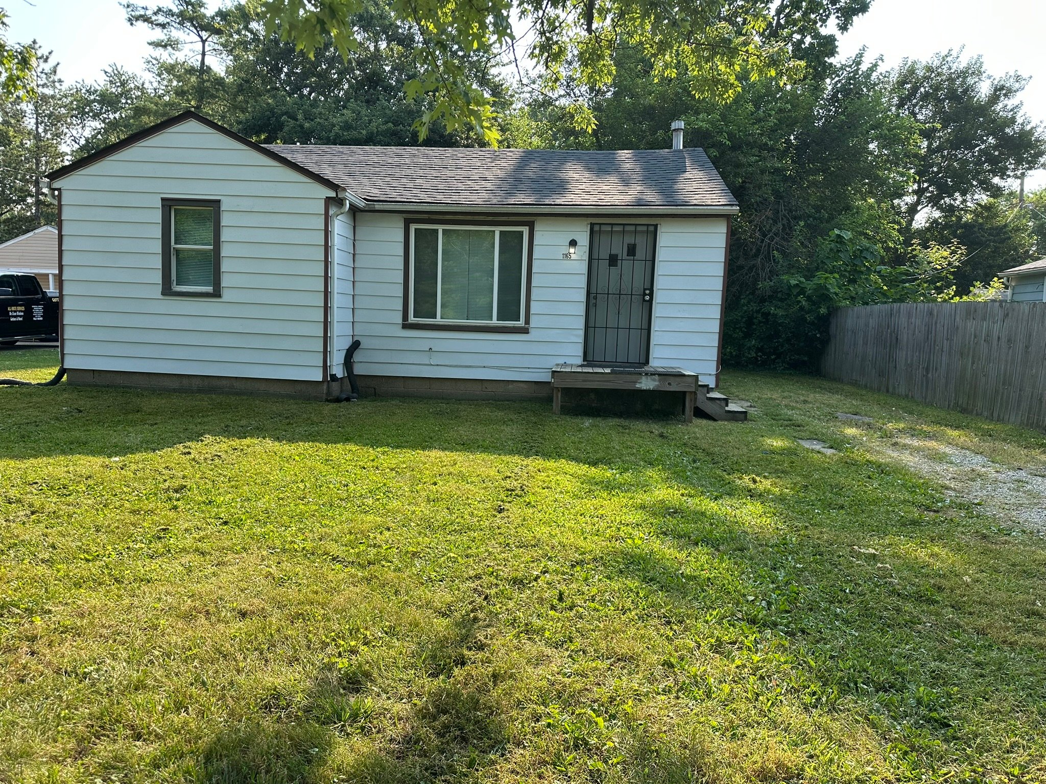 Indianapolis House: 1165 S Drexel Ave