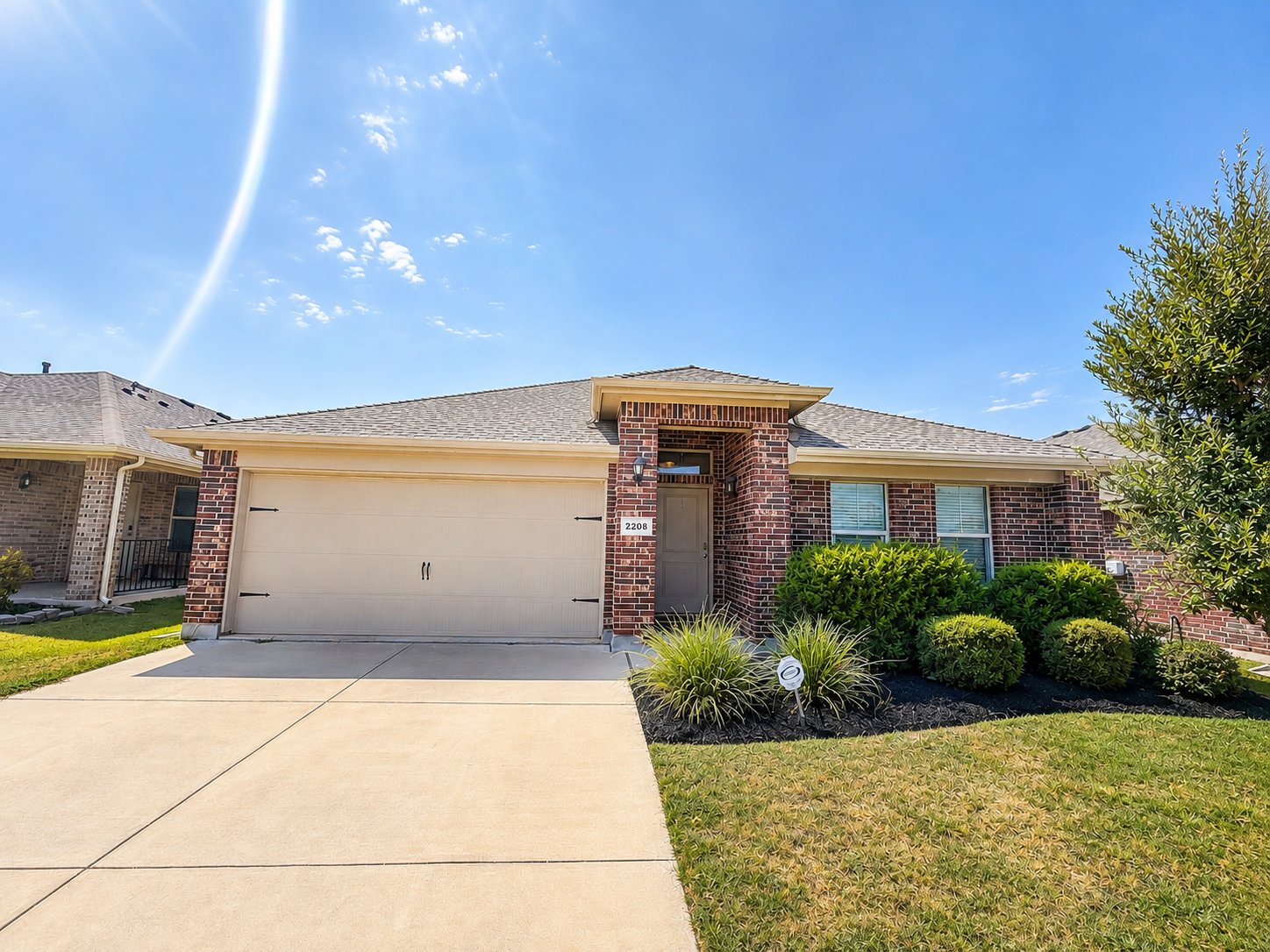 Fort Worth House: 2208 Sadlers Creek Lane