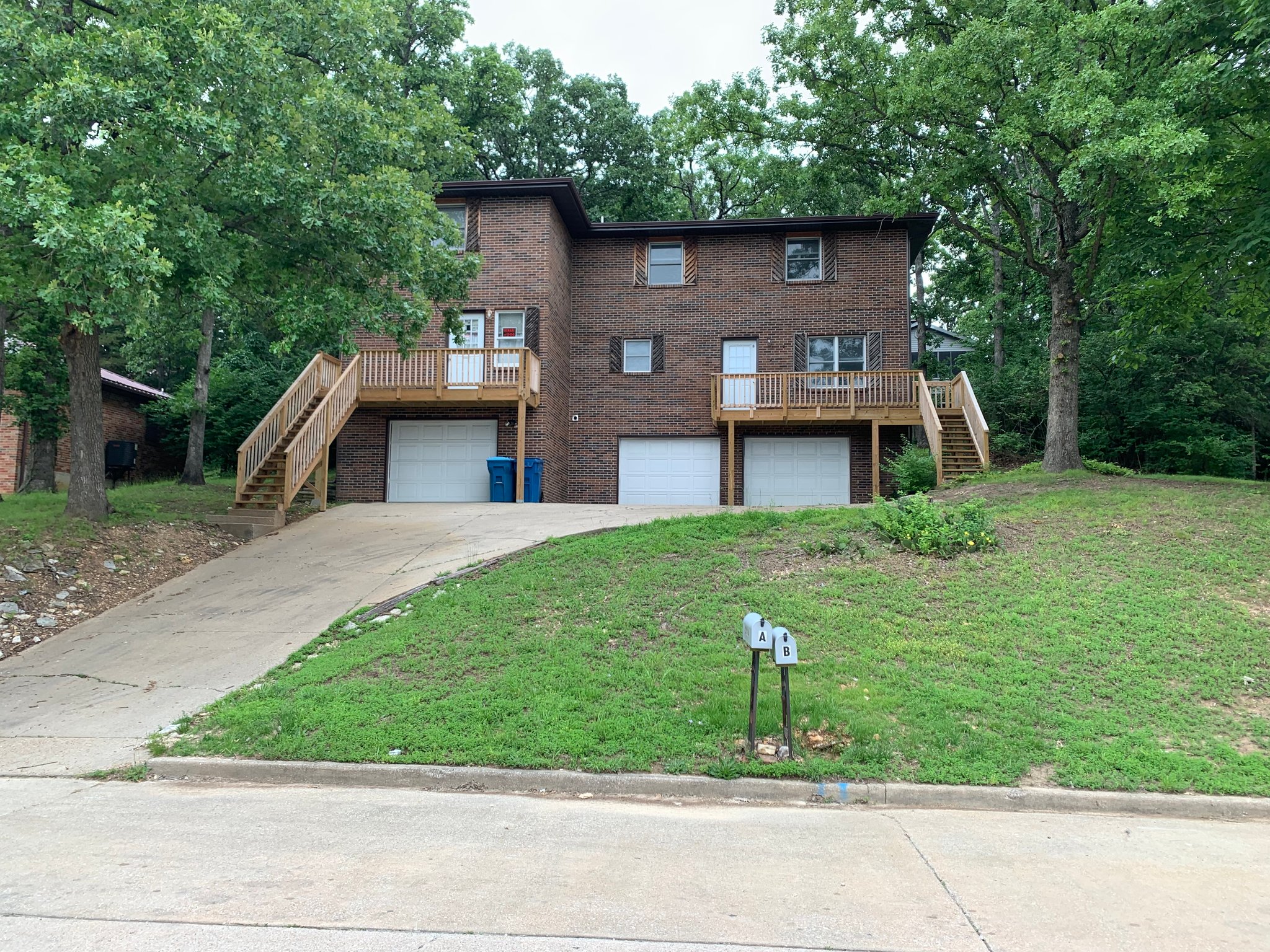 Jefferson City Townhome: 2211 Weathered Rock Rd