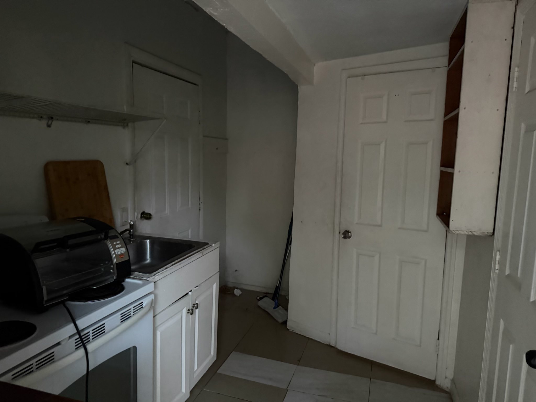 dania Multiplex: 224 sw 14th st