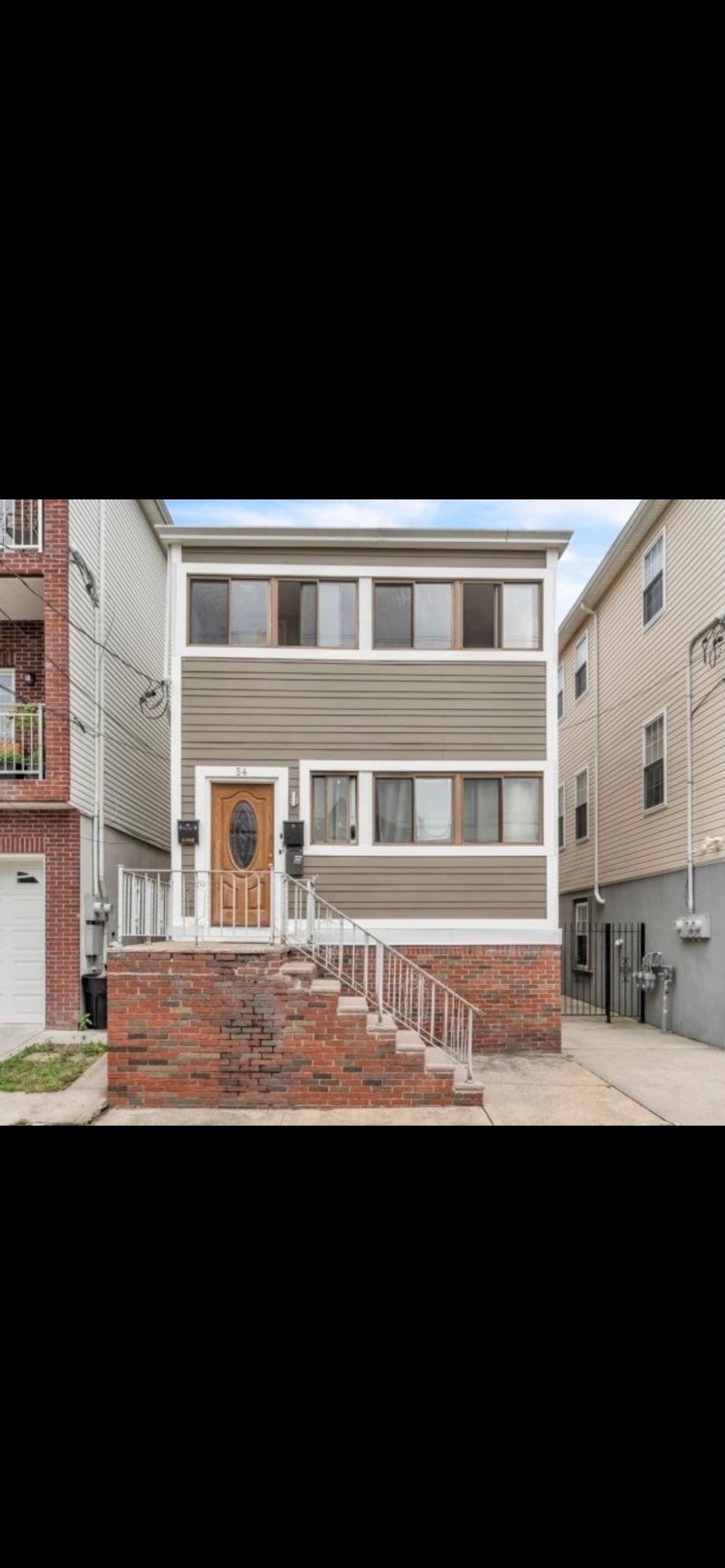 Jersey City Apartment: 54 Pamrapo Ave