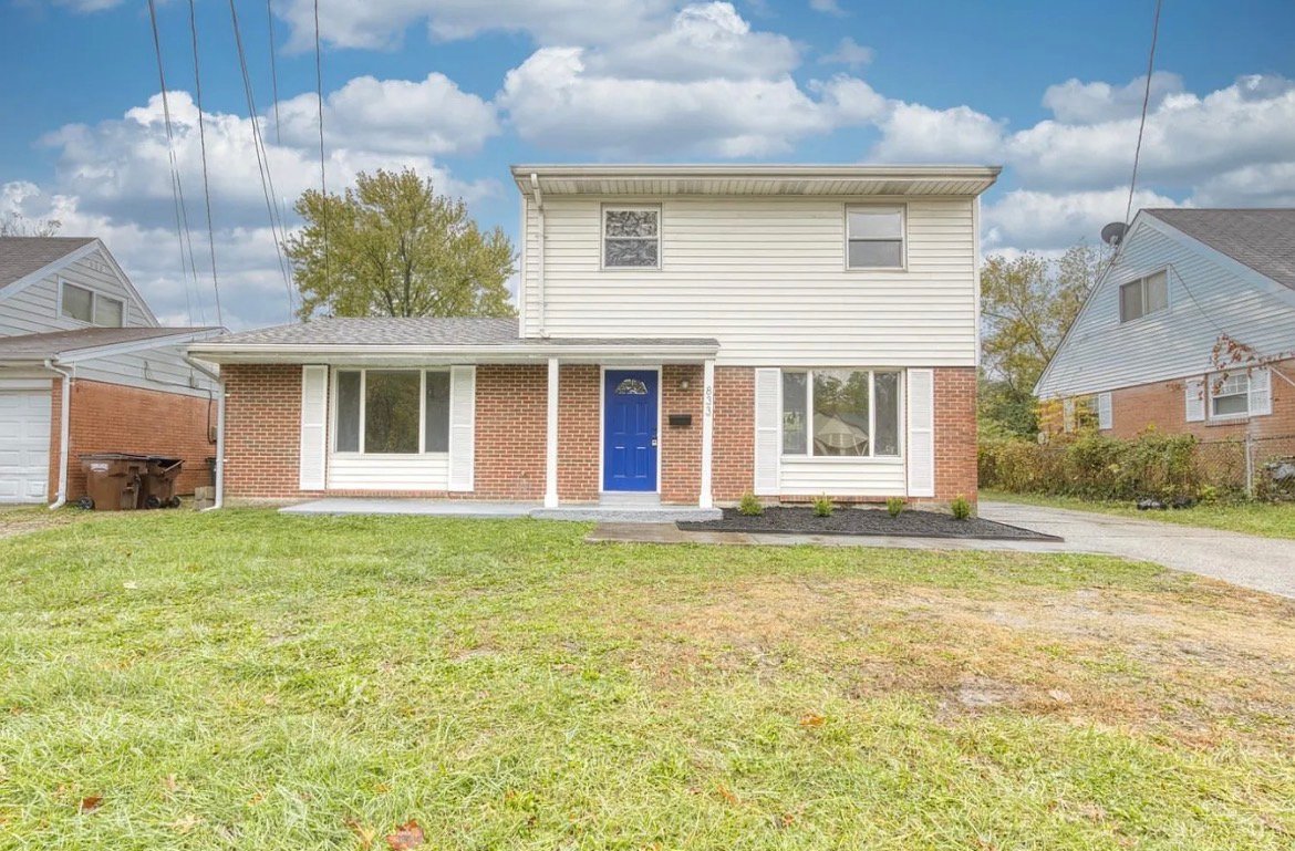 Cincinnati House: 833 W Galbraith Rd