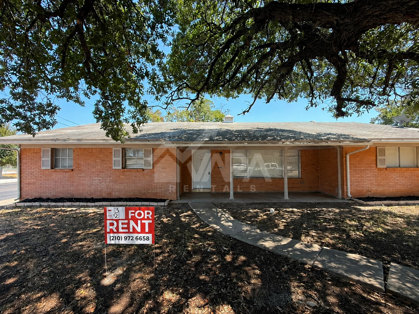 San Antonio House: 3602 Skylark Ave