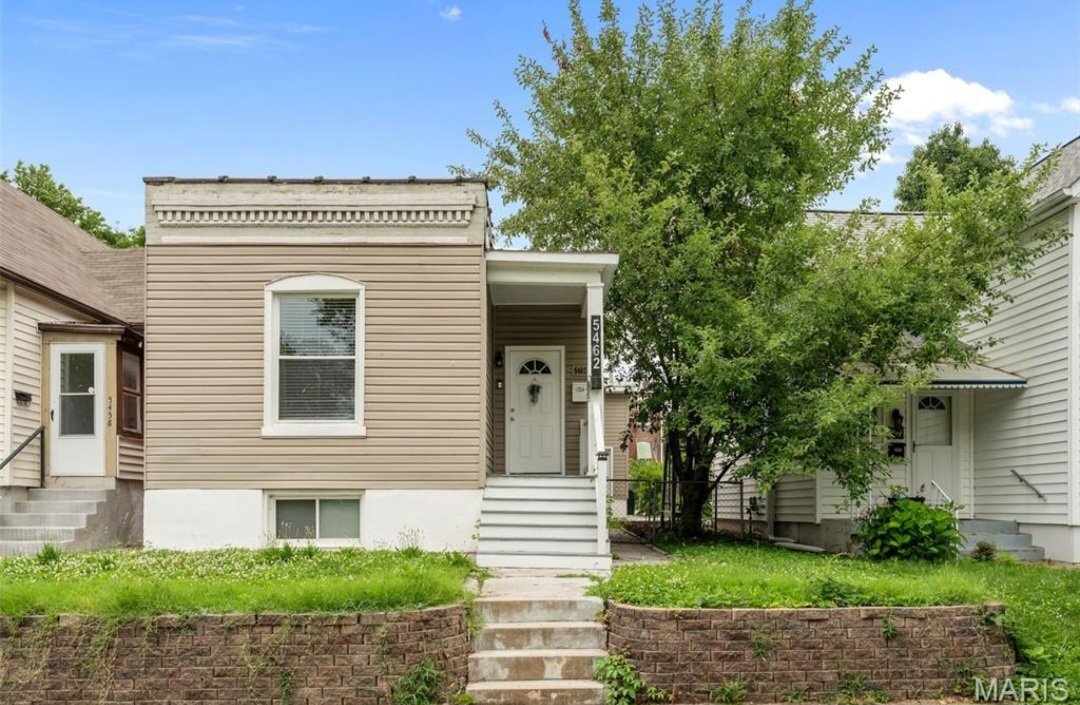 Saint Louis House: 5462 Christy Ave