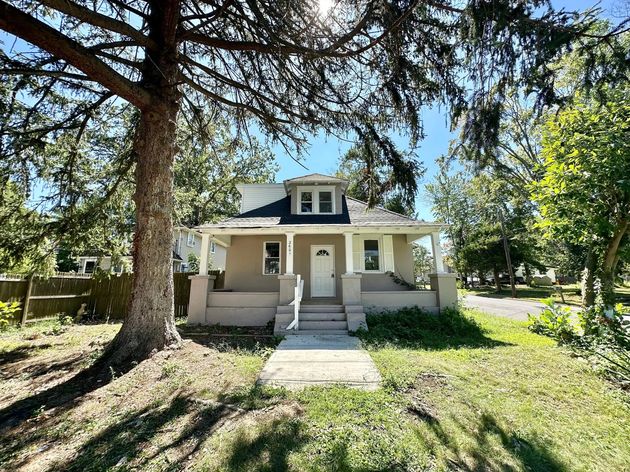 Deptford House: 2601 Good Intent Rd