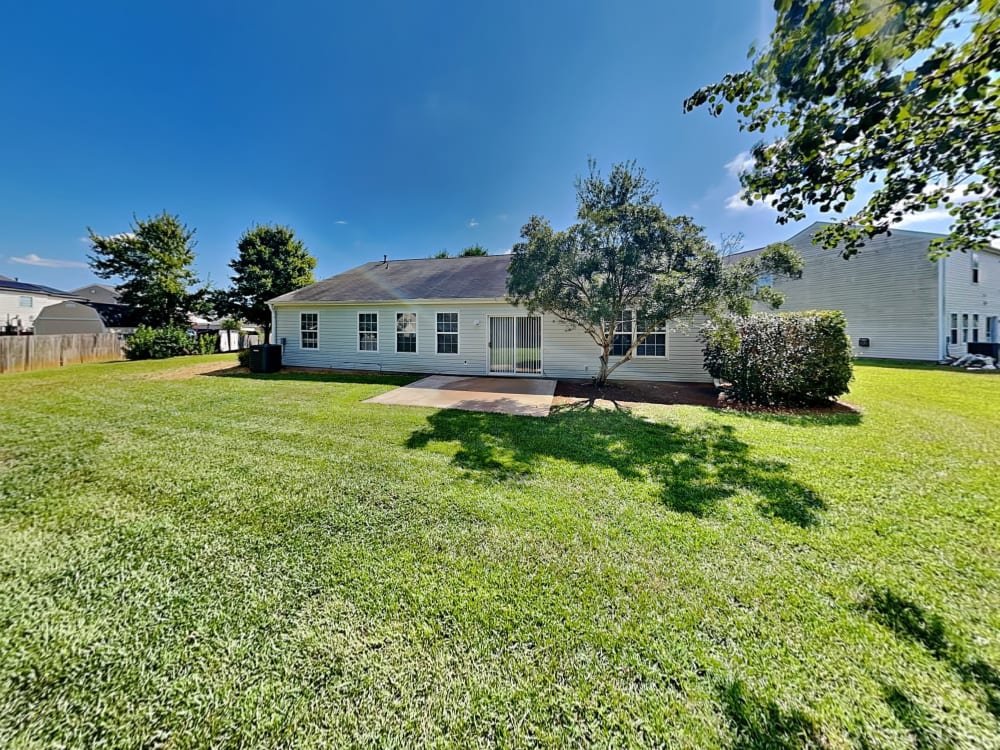 Charlotte House: 5150 Avening Ct