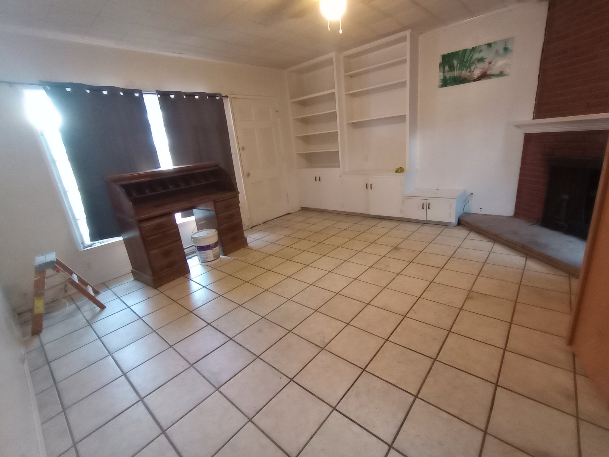 Pomona Single Room: 871 e franklin Ave,