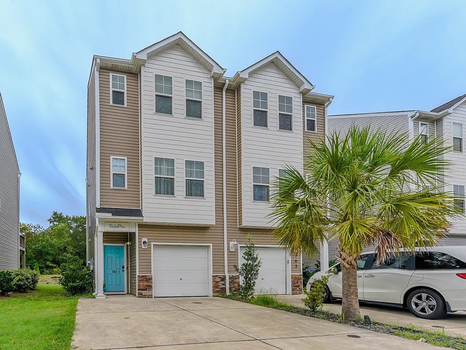 Carolina Beach Townhome: 703 Elton Ave