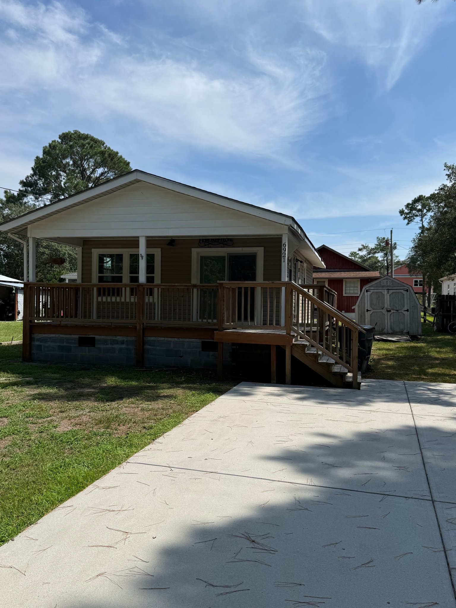 Ocean Isle Beach House: 6921 Pearl St SW