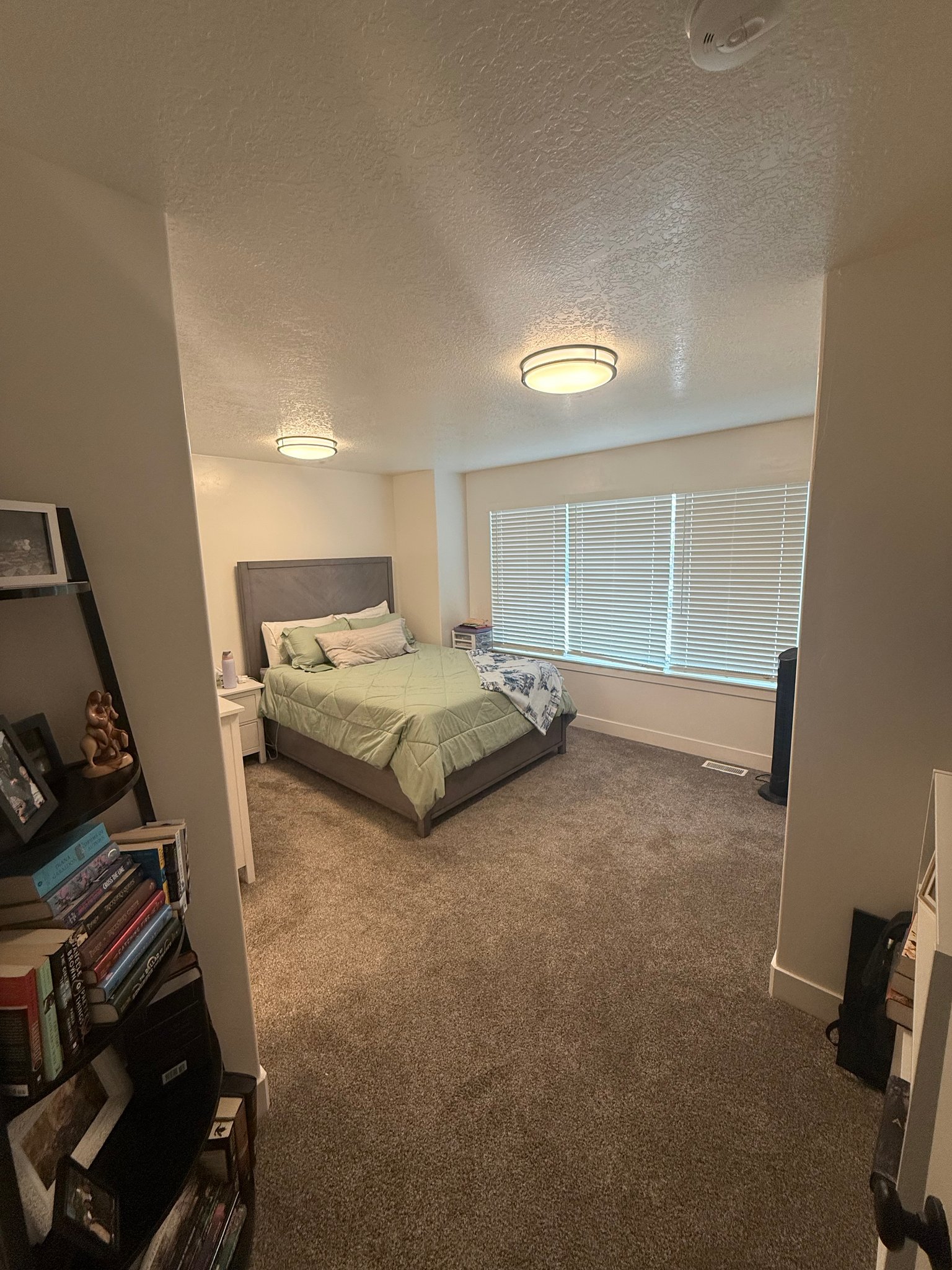 South Ogdrn Single Room: 635 40th Street