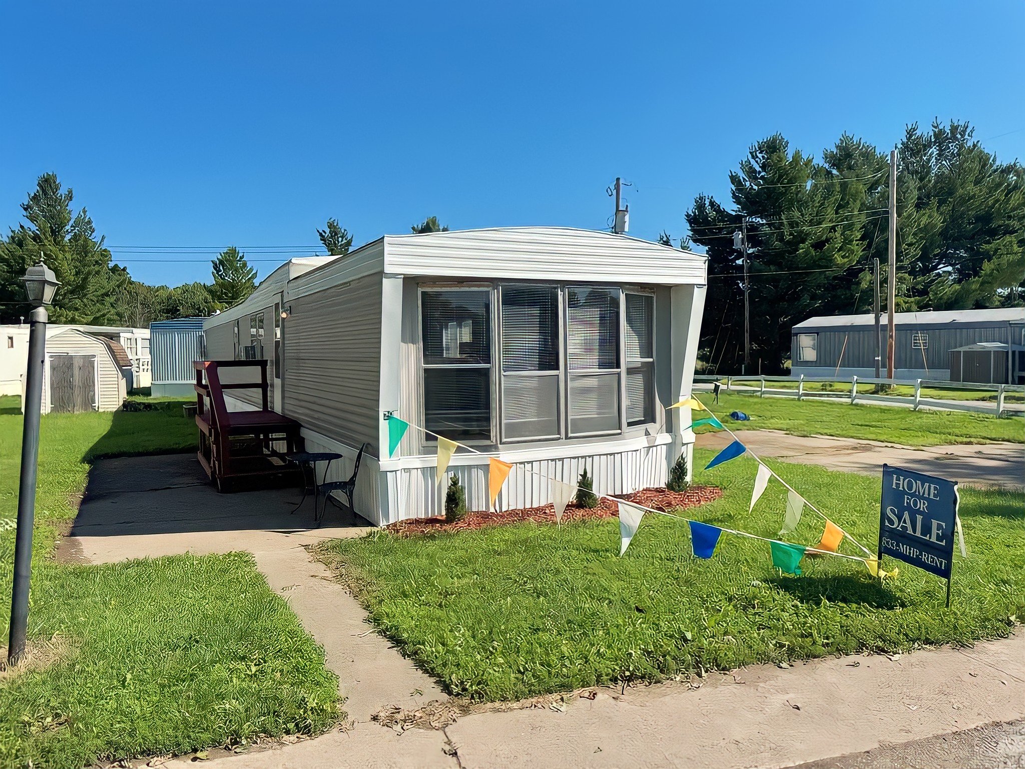 Hamilton House: 661 N 19th St.,