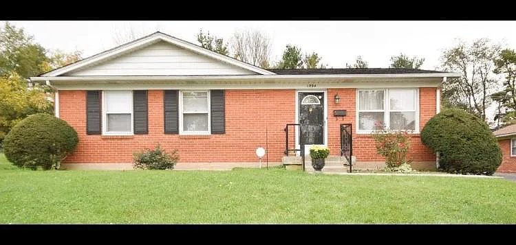 LEXINGTON House: 1094 Briarwood Drive