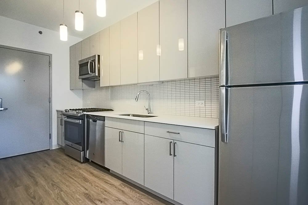 Chicago Condo: 789 W Van Buren St