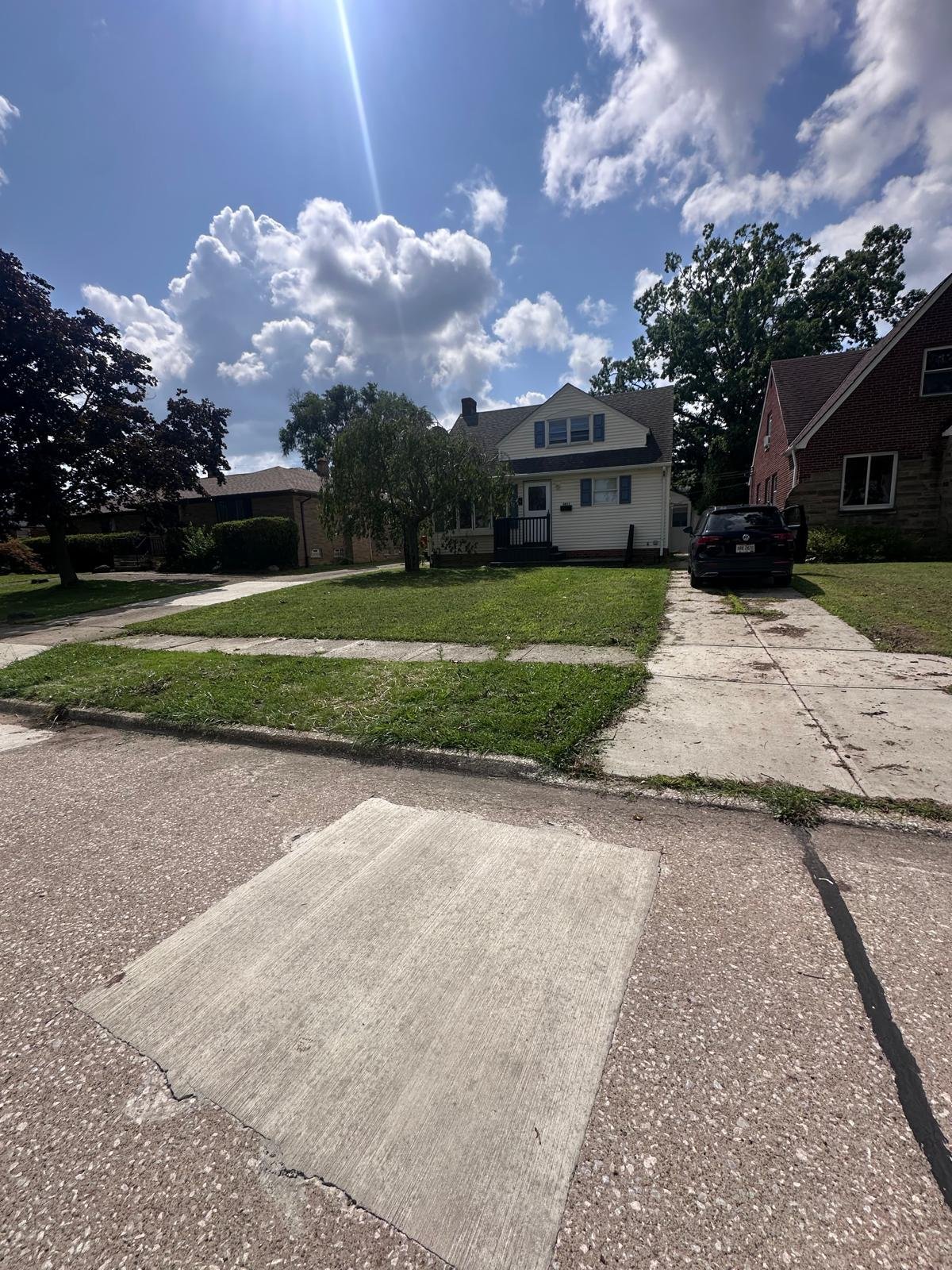 Parma House: 5811 Belmere Dr