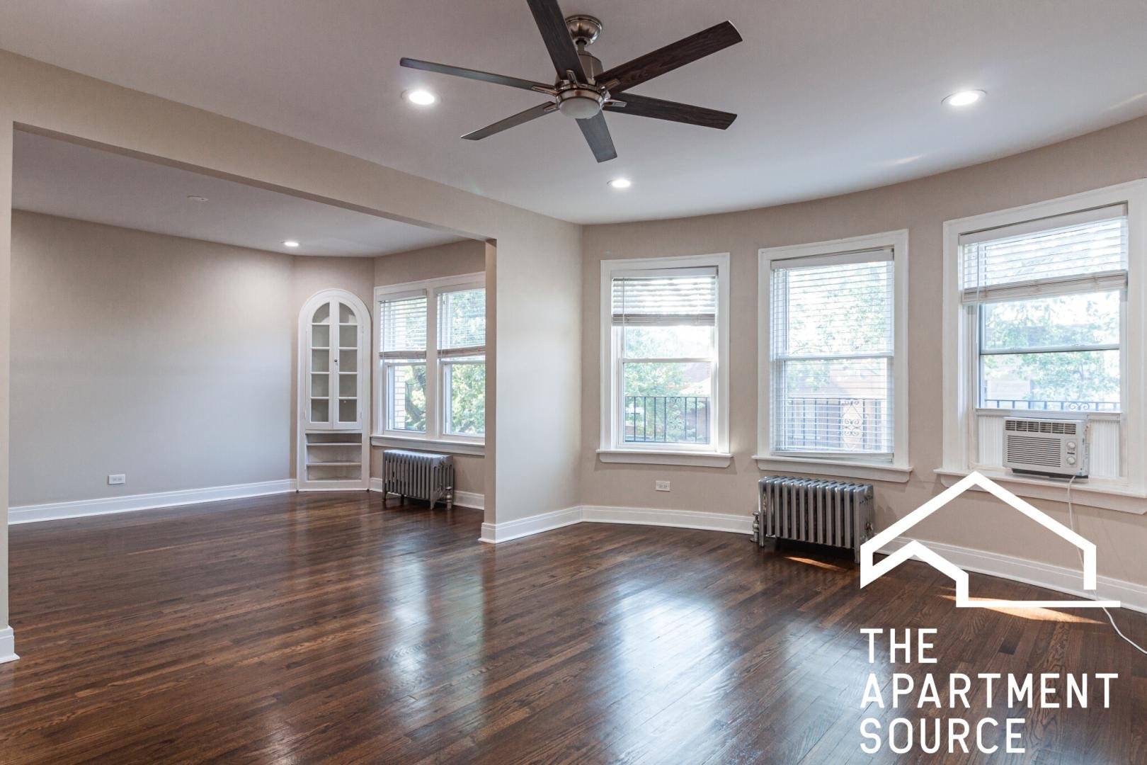 Chicago Condo: 1432 West Farragut Avenue