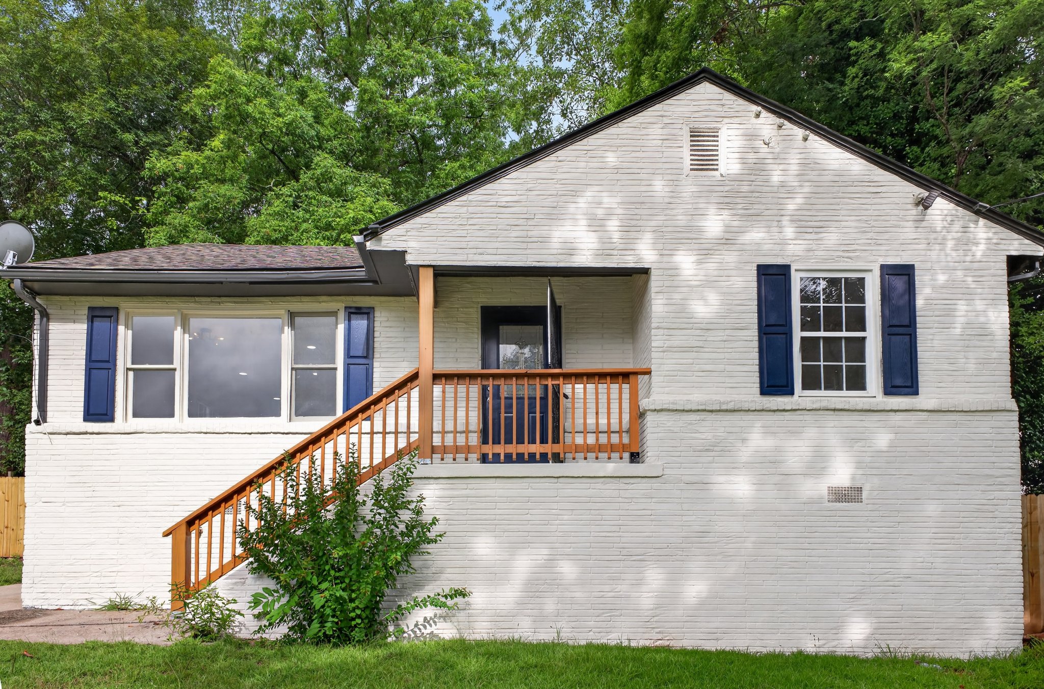 Atlanta House: 2027 Hilburn Dr, Atlanta GA