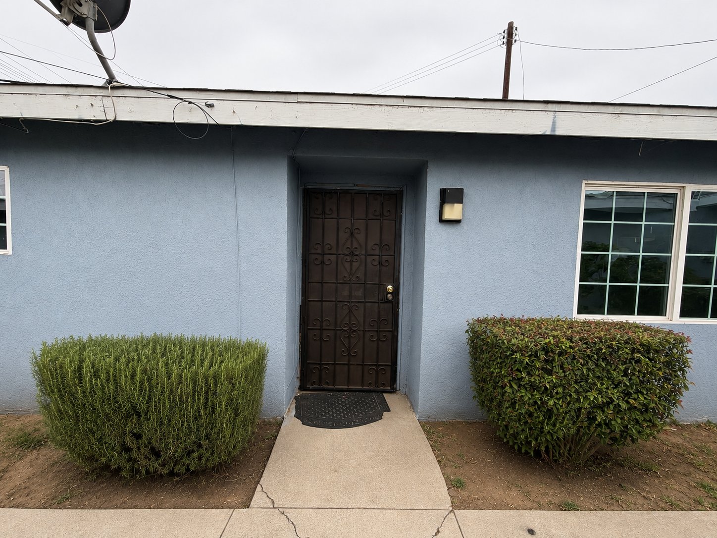 Bell Gardens Multiplex: 5622 Gage Ave
