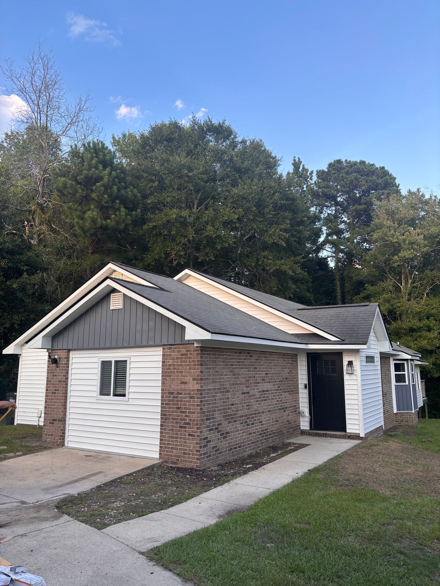 Fayetteville House: 5558 Quietwood Pl