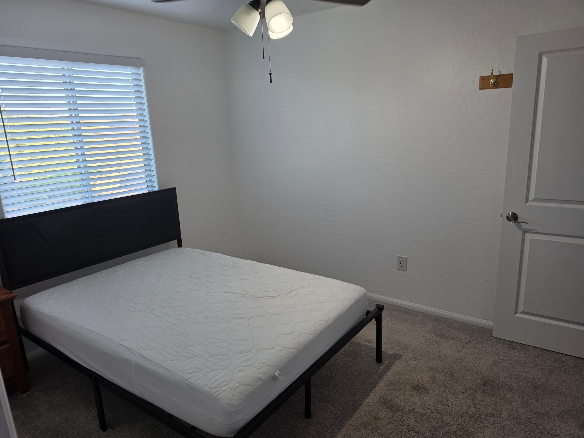 North Las Vegas Single Room: 6914 Feather Hill St