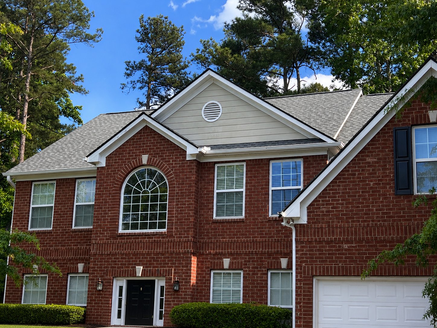 Mableton House: 870 Bishops Run Ln