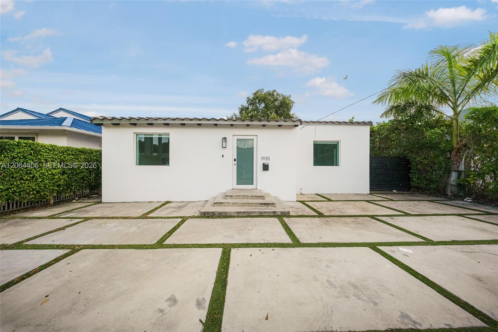 Miami House: 1935 SW 24th Ter