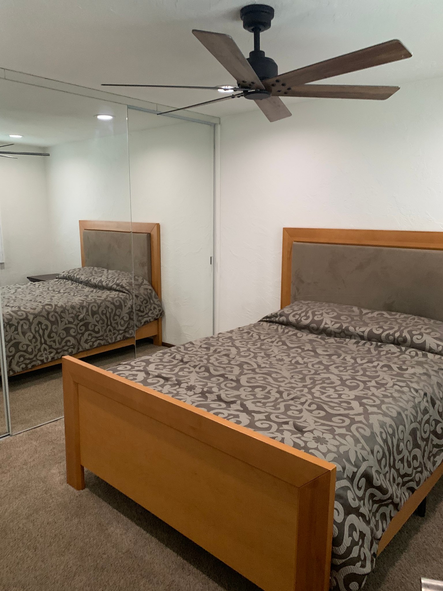 Calabasas Condo: 4273 Las Virgenes Rd