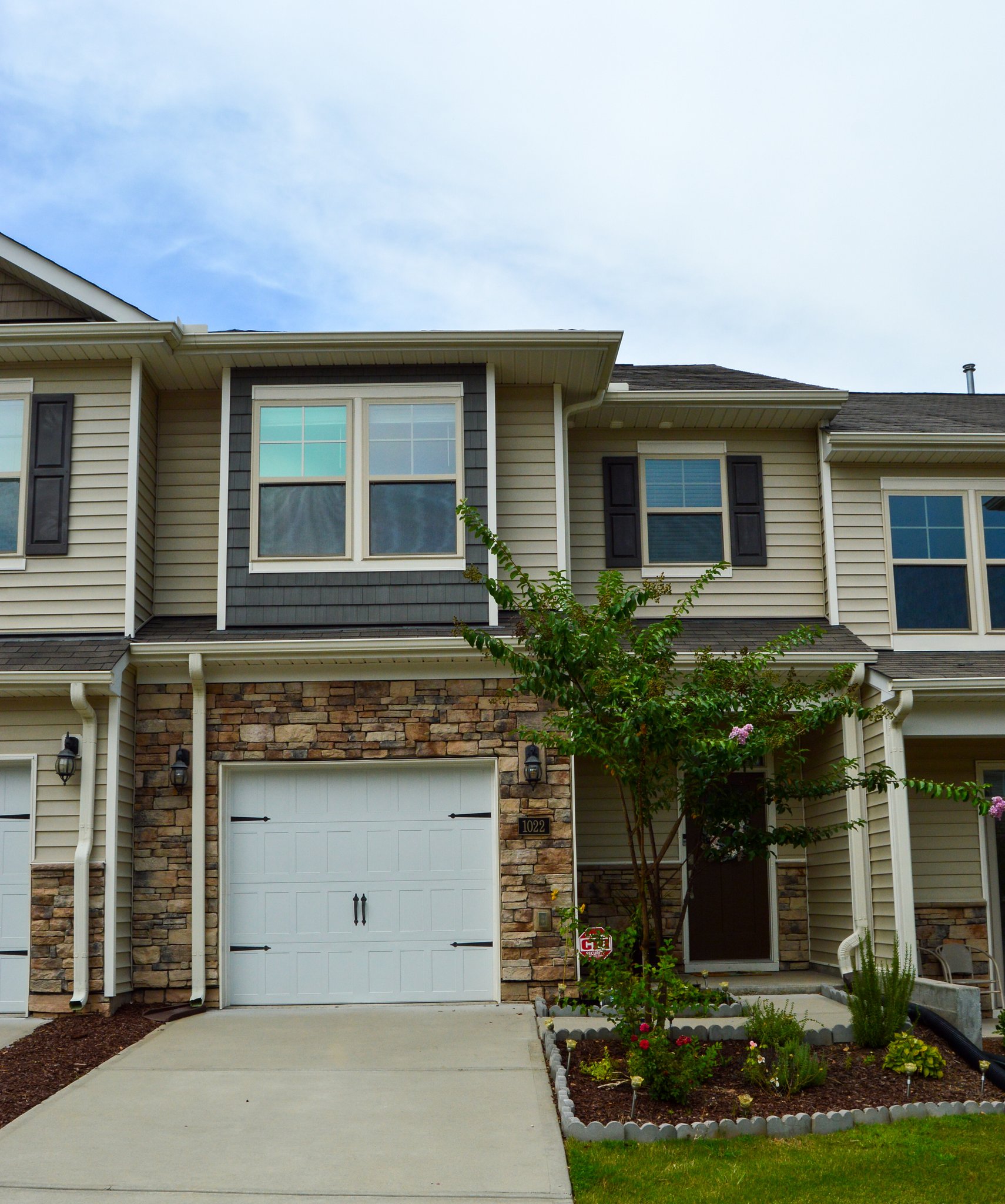 Durham Townhome: 1022 Navigon Dr