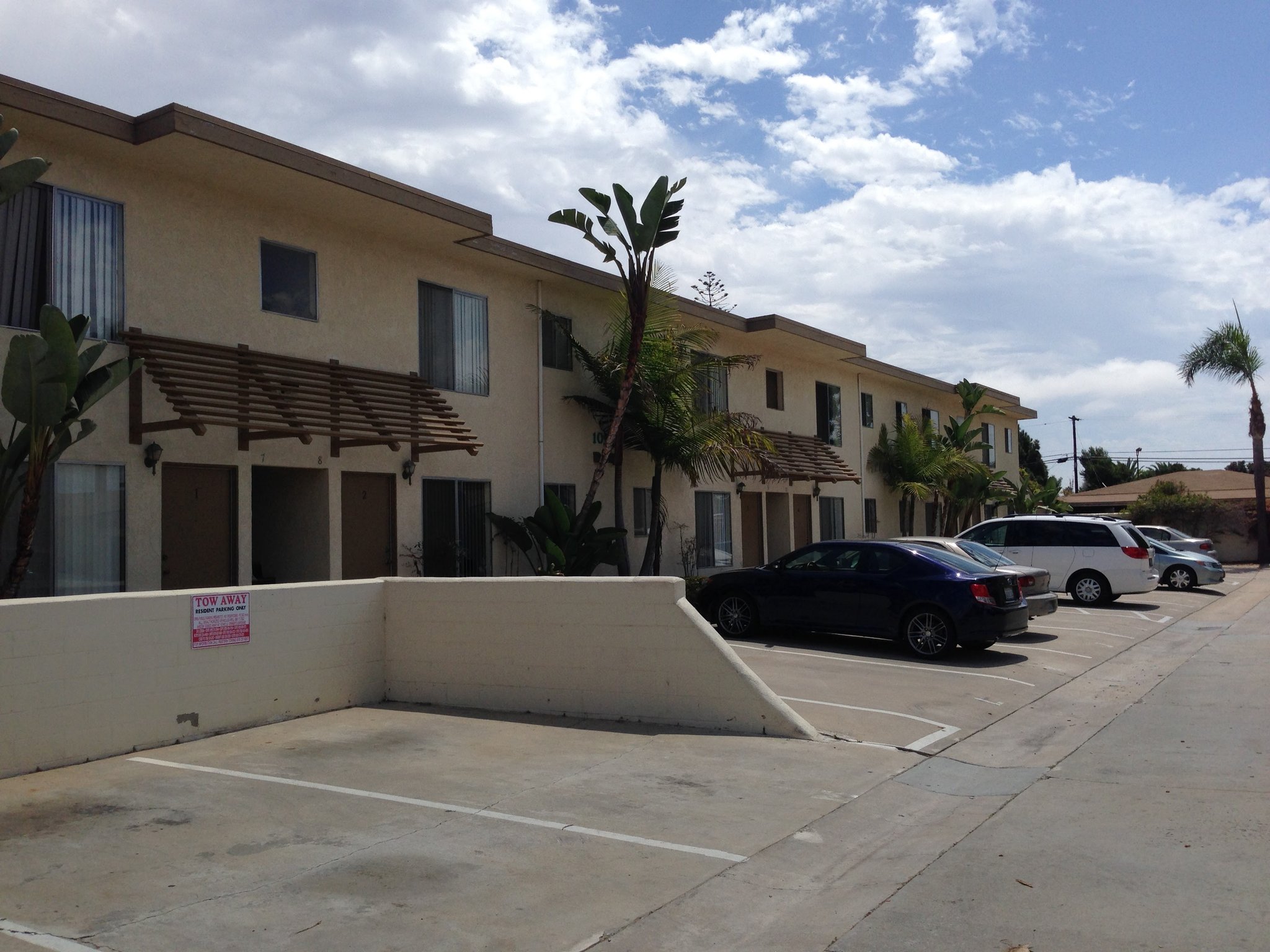 Imperial Beach Apartment: 1097 Imperial Beach Blvd