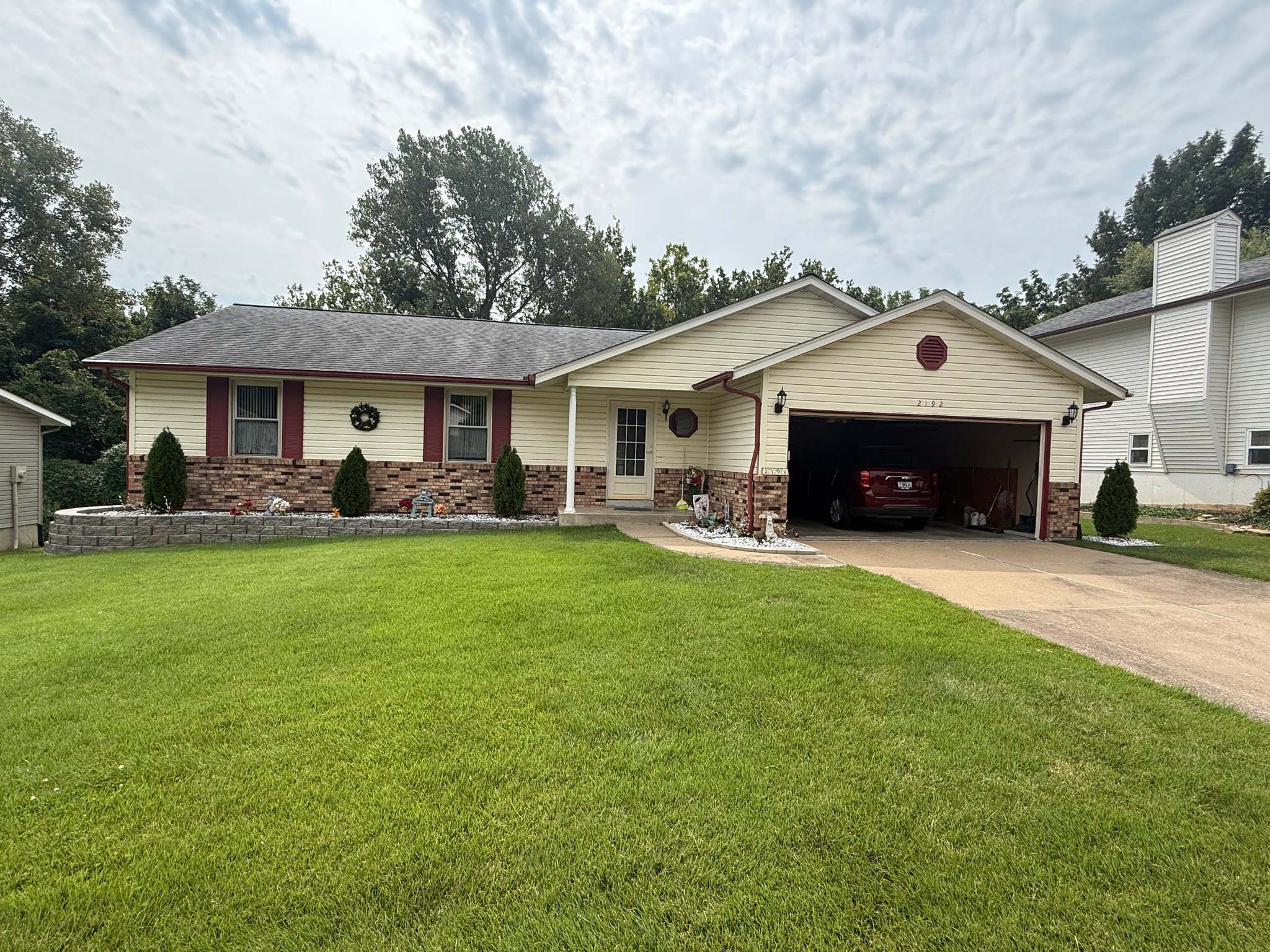 Saint Charles House: 2192 Graystone Dr