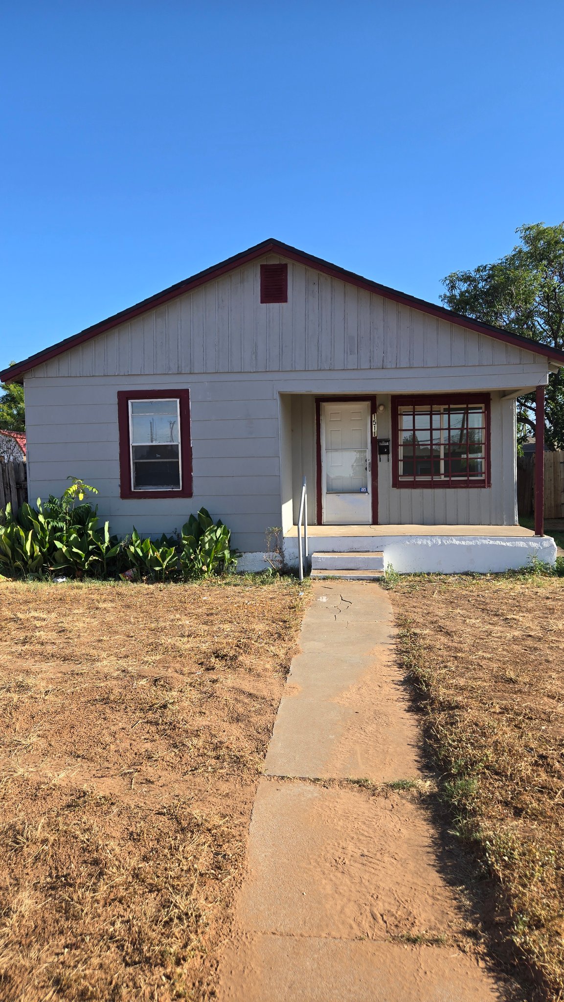 Lubbock House: 1511 32nd St