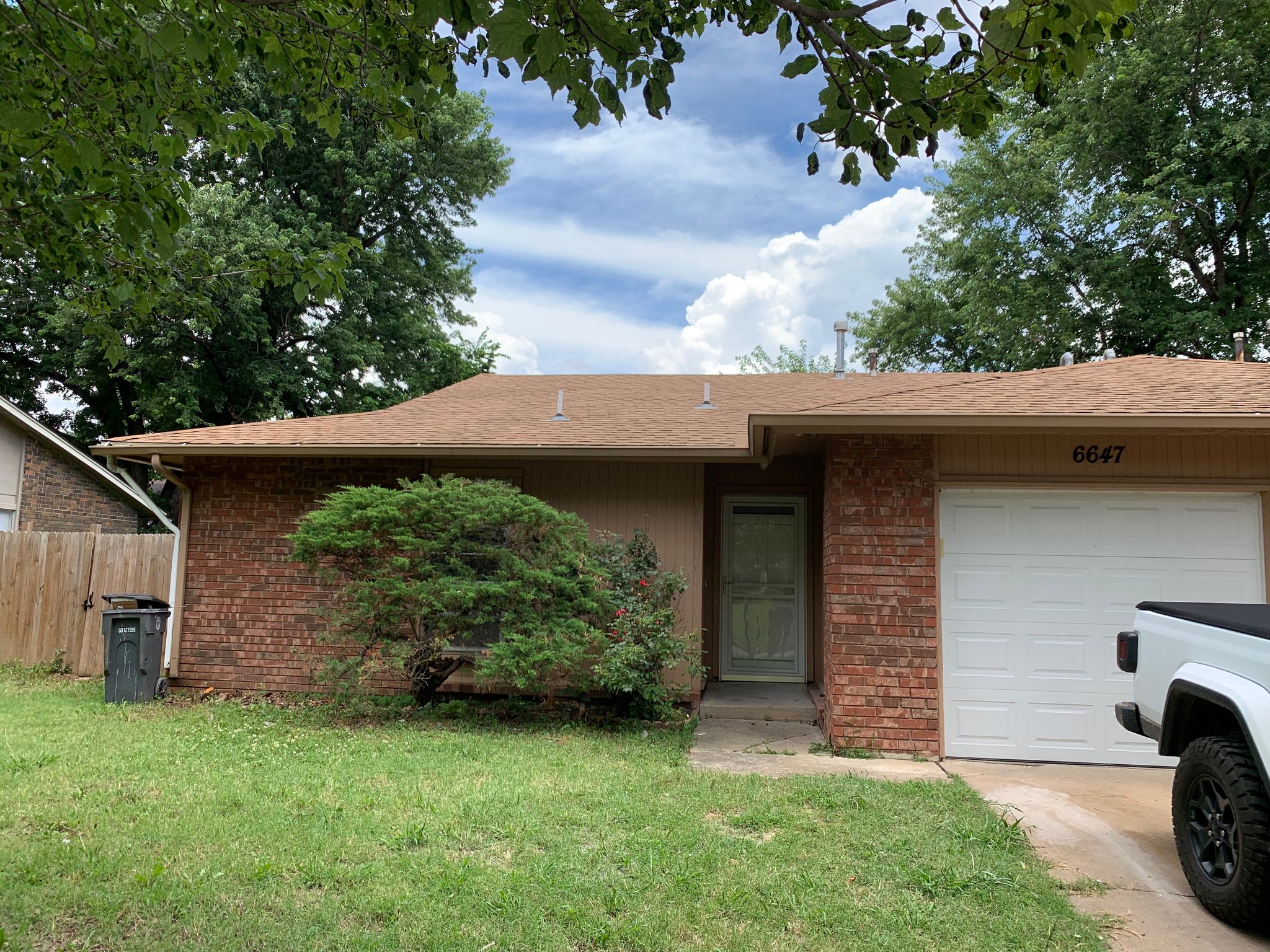 Tulsa Townhome: 6647 S Rockford Ave