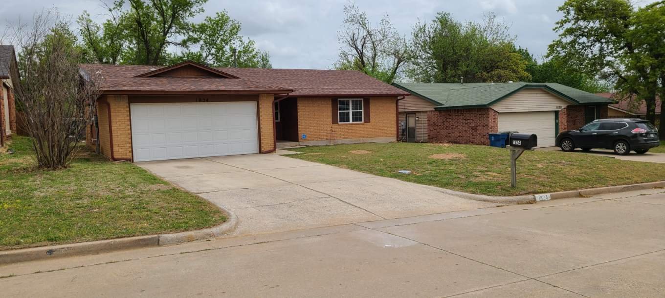 Oklahoma House: 1824 N Kaye Dr