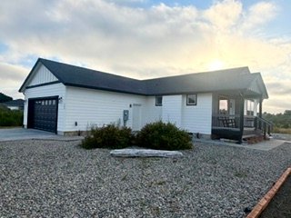 Ocean Shores House: 400 Malibu St SW