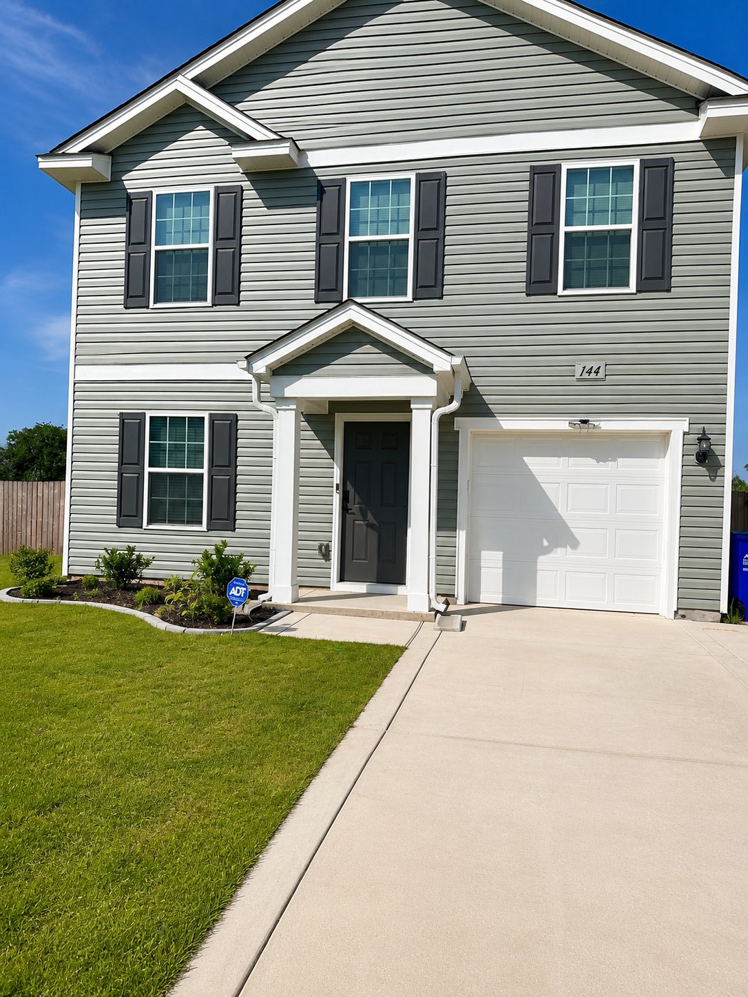 Raeford House: 144 Hornet Drive