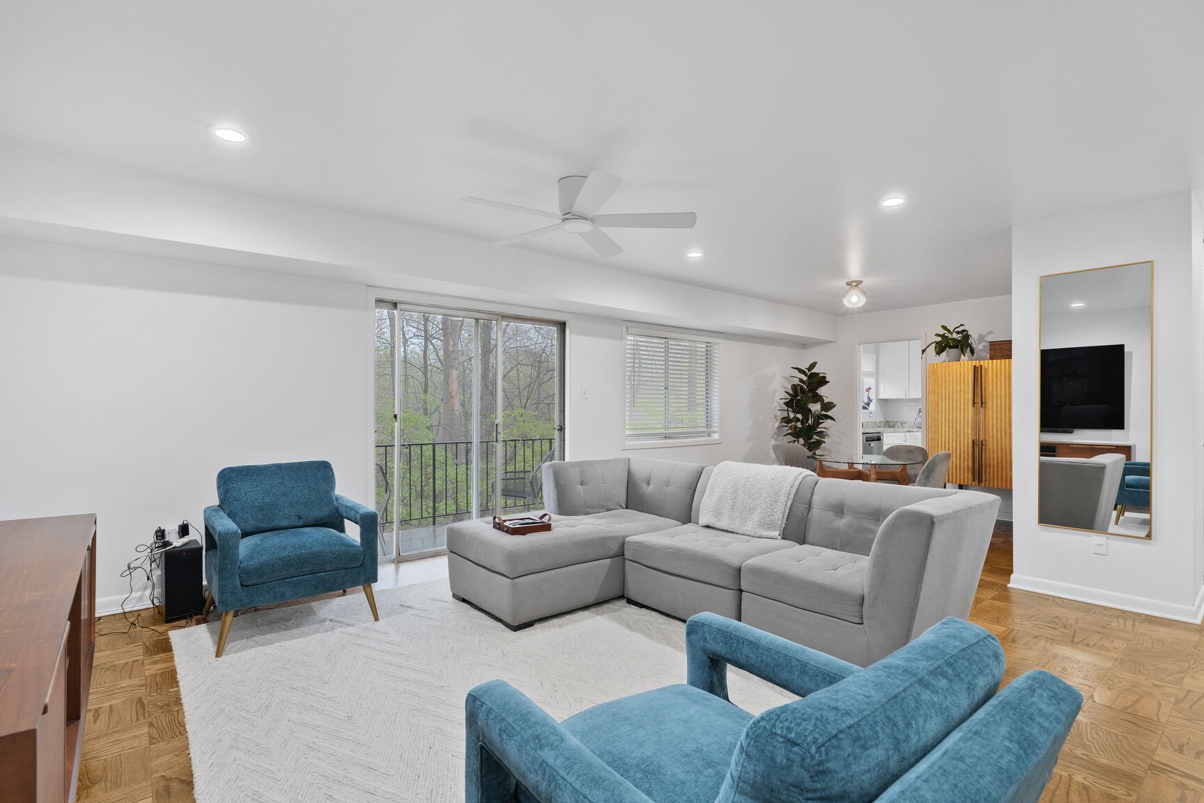 Bethesda Condo: 10613 Montrose Avenue