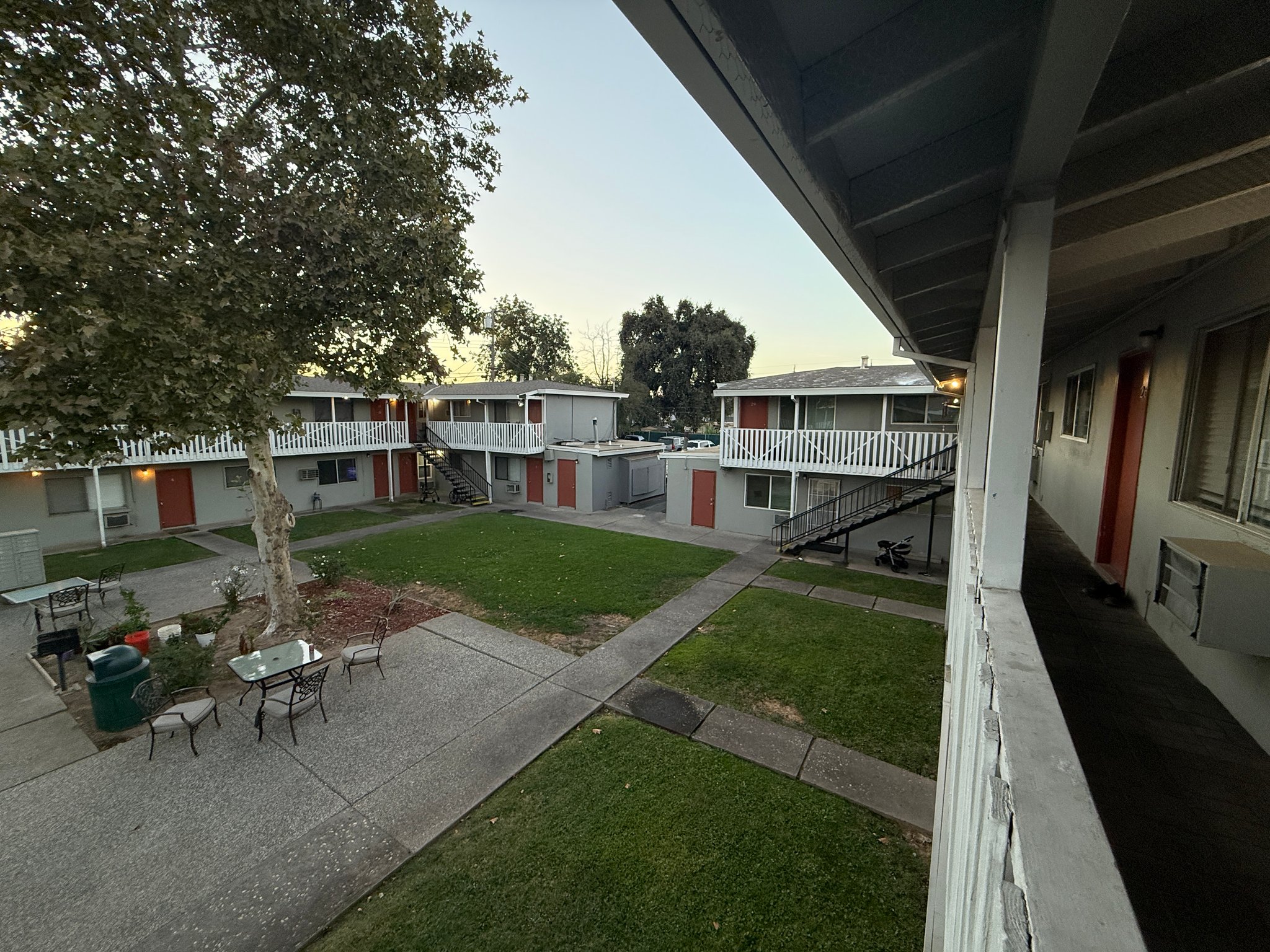Sacramento Apartment: 1523 Los Robles Blvd