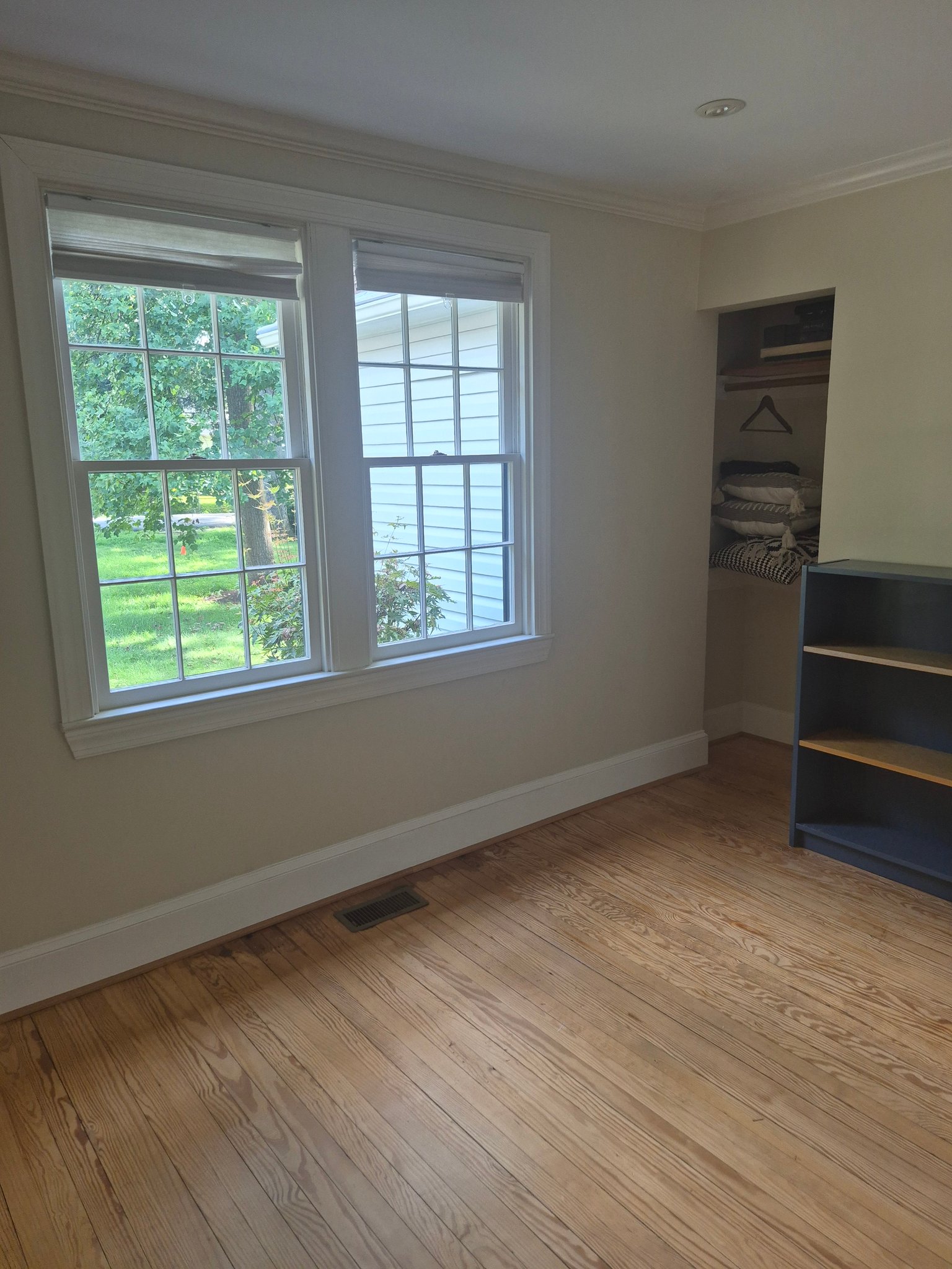 Lanham Multiplex: 9226 Fowler Ln