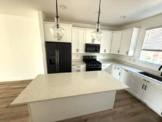 North Salt Lake City Townhome: 25 e center
