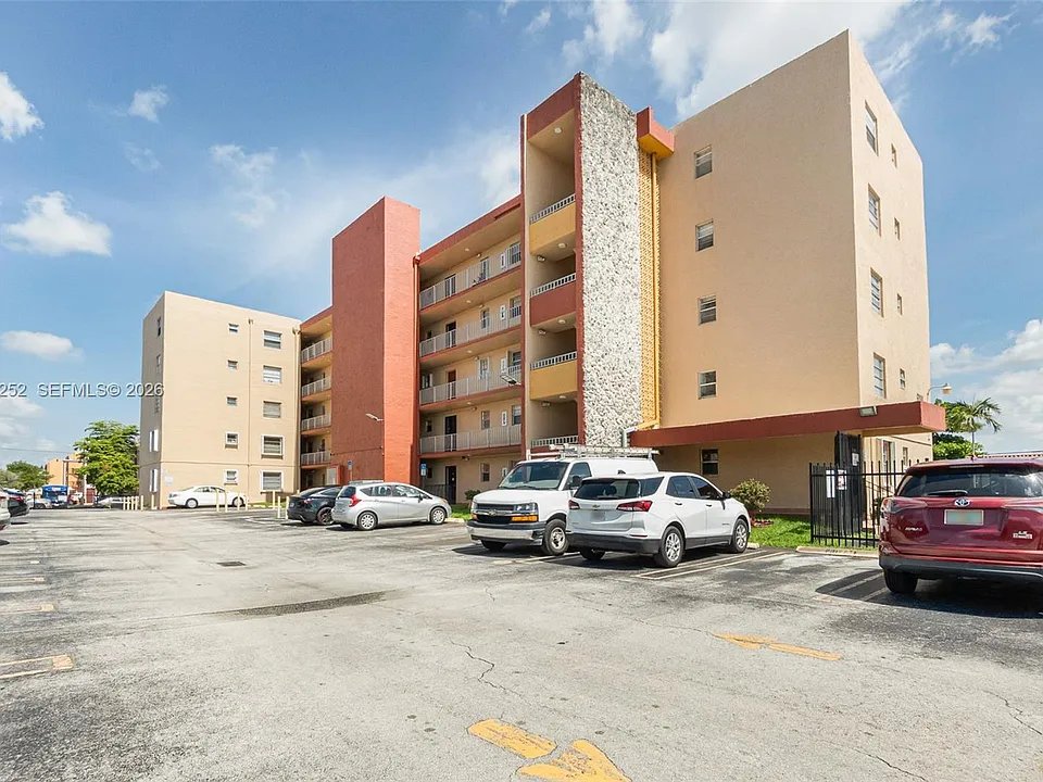 Miami Apartment: 6090 West flaglers st